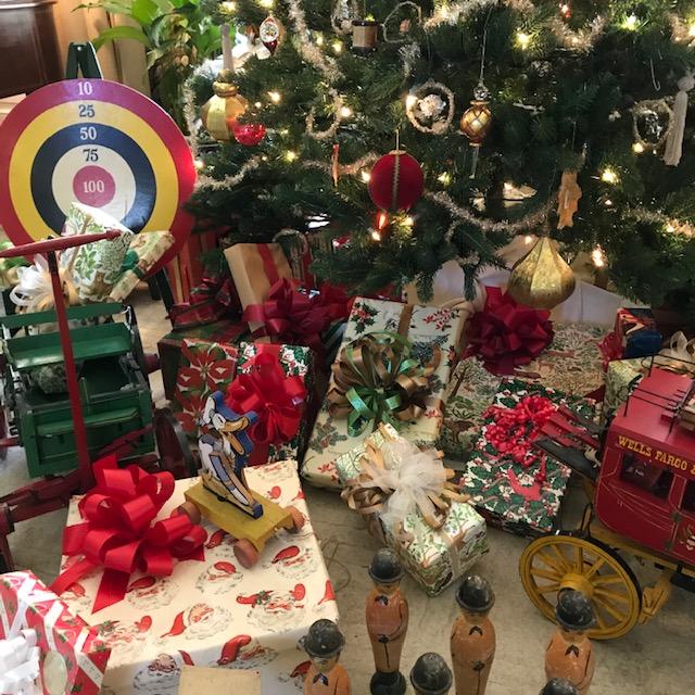 "Yuletide Season" Main House Tour and Luncheon Tickets in Thomasville